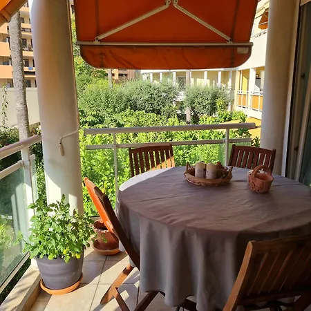 Perle De La Cote Μεντόν